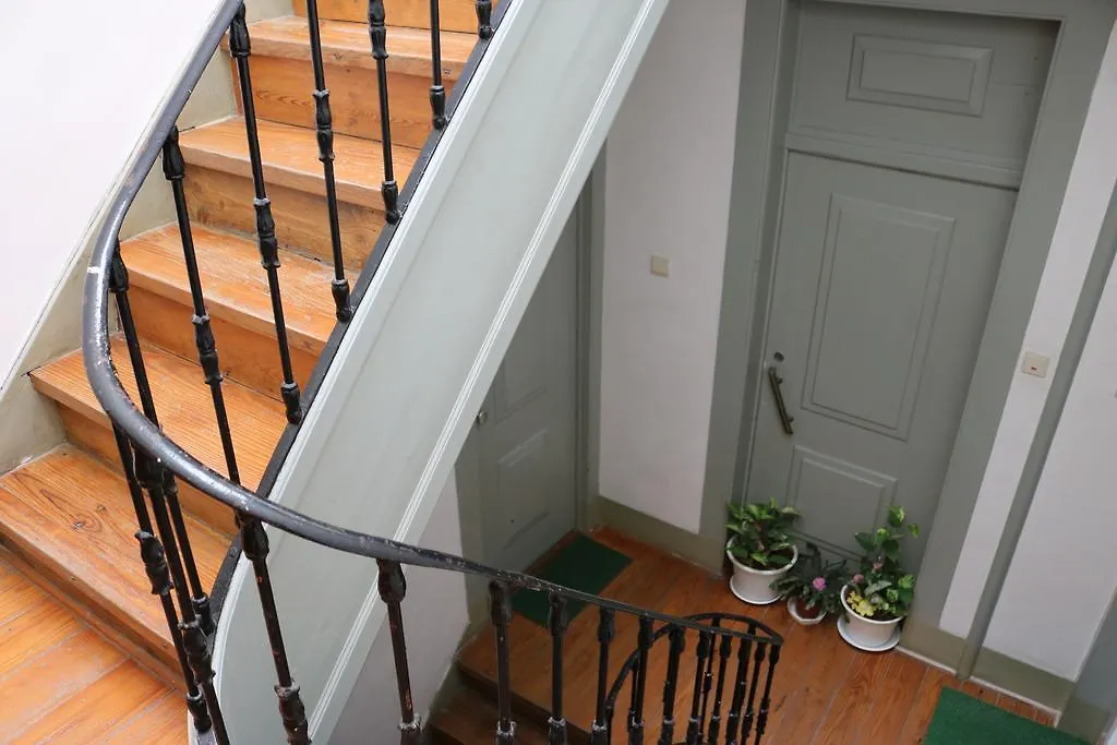 Chiado Bairro Alto, Bright And Newly Renovated 3 Bedroom Apartment, Lisbon Historical Center 0*,