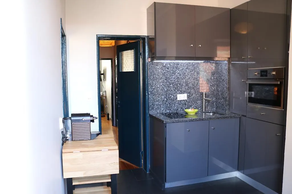 Chiado Bairro Alto, Bright And Newly Renovated 3 Bedroom Apartment, Lisbon Historical Center